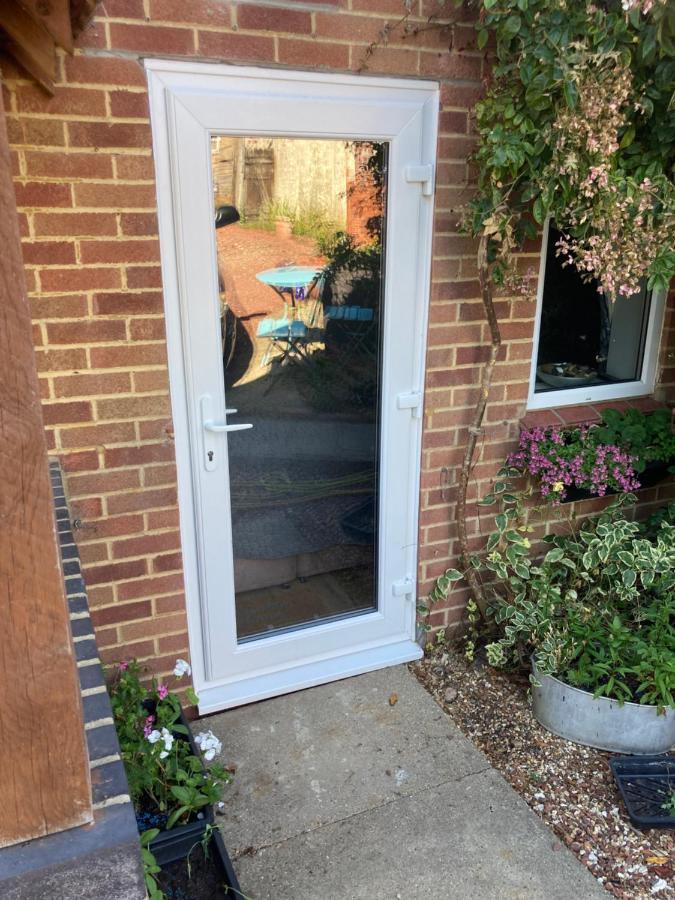 Cove Cott Guest Accommodation Warsash Exterior foto